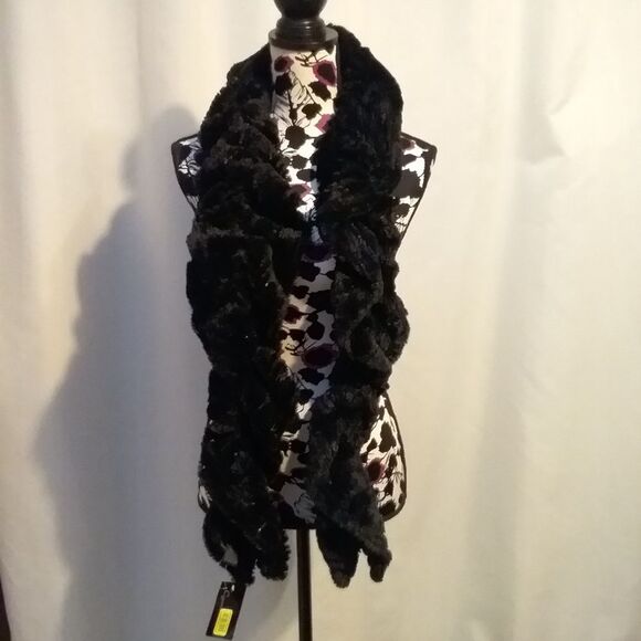 Cejon Scarf Winter Twisted Faux Fur Sequins Muffler Black Bling New OOS - Picture 2 of 6